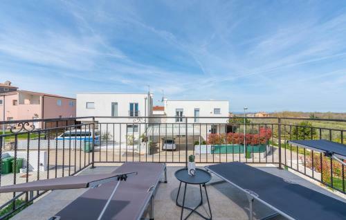 Holiday House Businia With Whirlpool