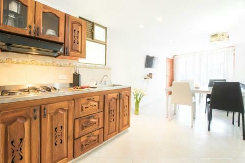 Ideales Apartamentos Para Grupos, Confortables Con Balc�n, Wifi!!