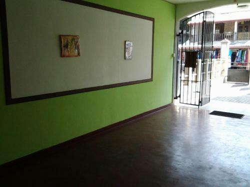 Hostal Jlh Beach Hotel Hikkaduwa