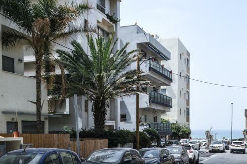 Stylish And Modern 3br Telaviv Apartment