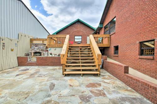 Lakefront Hot Springs Home With Grill And 2 Docks
