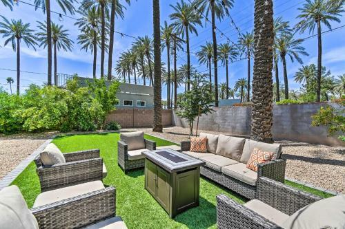 Sunny Phoenix Home With Large Yard And Gas Grill