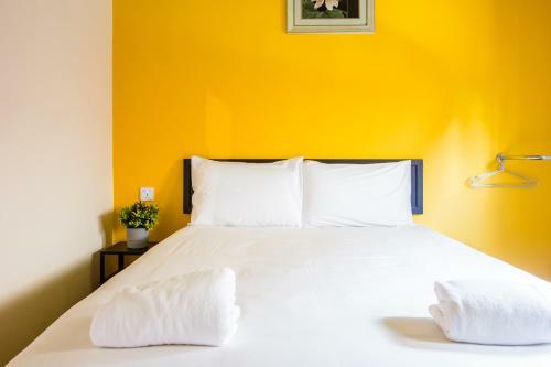 Explore 4br Gardenhouse Retreats (Free Parking)