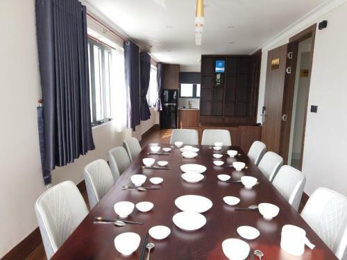 Hotel Kh�ch S?n S?m Ph� Qu� - Ninh Thu?n