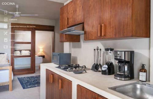 Apartamento Beautiful Equipped Condo Steps From The Beach