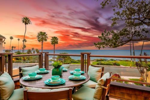Cliff View II