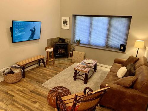 Apartamento Mammoth Estates Condo - Free Parking & Pet Friendly