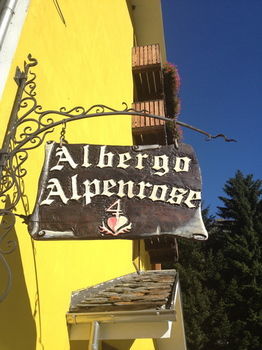 Hotel Albergo Alpenrose