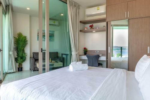 1 Bed Sea View Apartment Close To Beach - C51