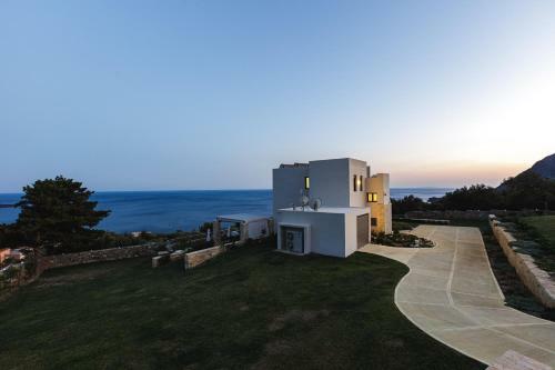 Fotinari Livadia Villa With Exclusive Sea View