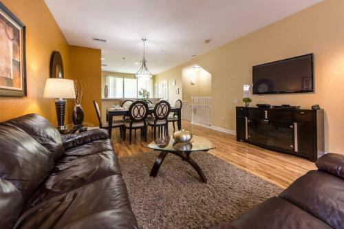 Vc Th60 - Luxury Townhome Near Convention Center