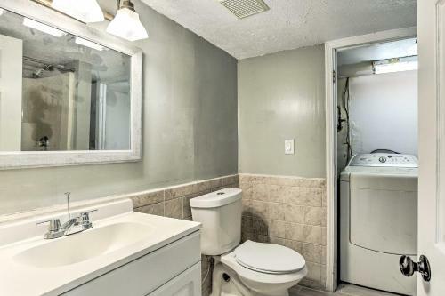Lovely Lawrenceville Getaway With Private Yard!