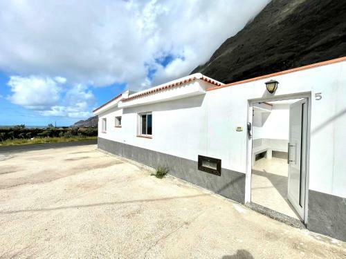 Two-bedroom House 5, Freewifi, Ac, Bbq, Mountain View