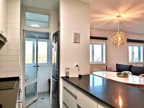 Two Bedroom Apartment With Porto?s Panoramic View