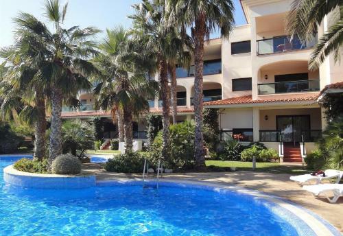 Beautiful Apartment In Front Of Th