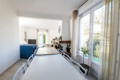 Hostal Les Chambres - Dormir Comme � La Maison -