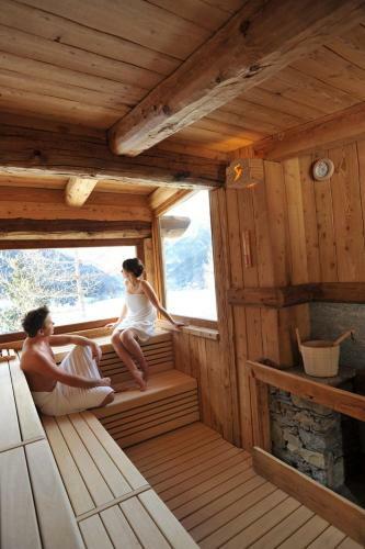 La Madonnina Del Gran Paradiso Wellness Hotel