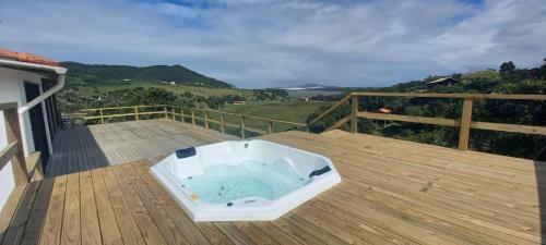 Villa Santorini Praia Do Rosa Com Piscina E Jacuzzi
