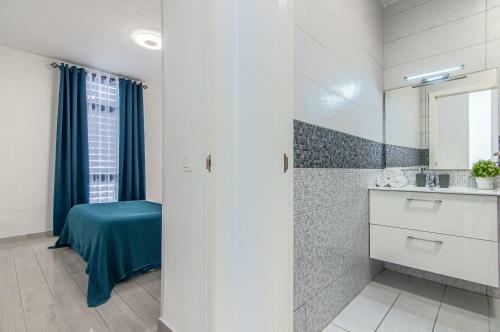 Central 2 Bedroom Apartment Playa de Las Americas