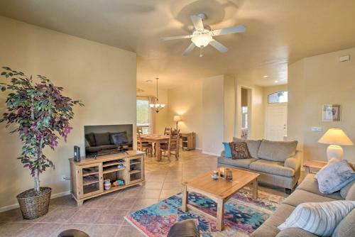 Homey Gold Canyon Abode And Community Amenities