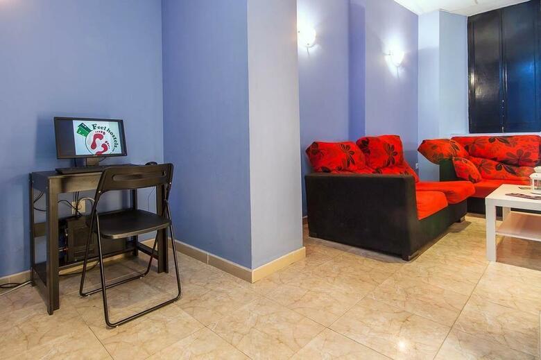 Feel Hostels City Center