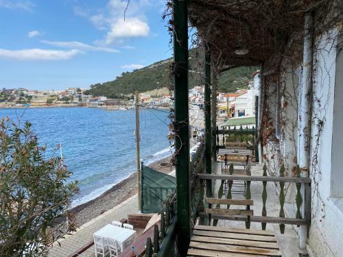 Bed & Breakfast Yali Butik Pansiyon