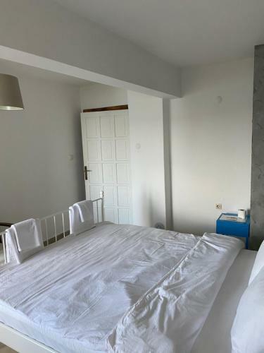 Bed & Breakfast Yali Butik Pansiyon