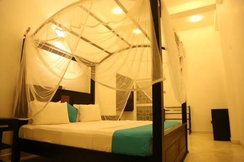 Hostal R 1 River Villa