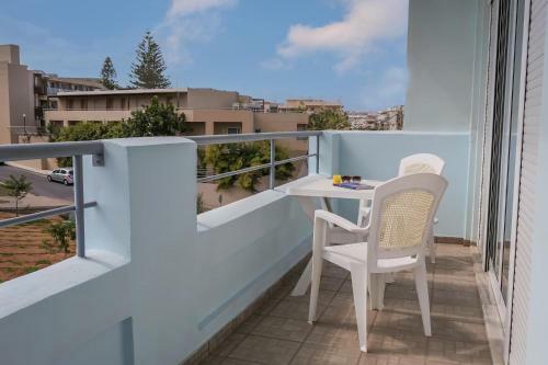 Beautiful 2 Bedrooms Sea View Apartment