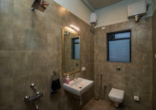 Villa Saffronstays Sky Abode