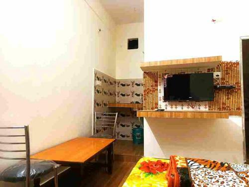 Kanha Home Stay