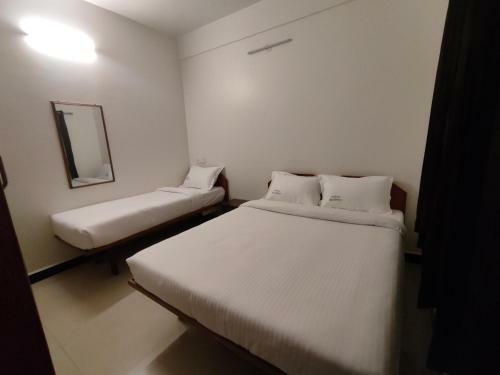 Hotel Ashray Residency