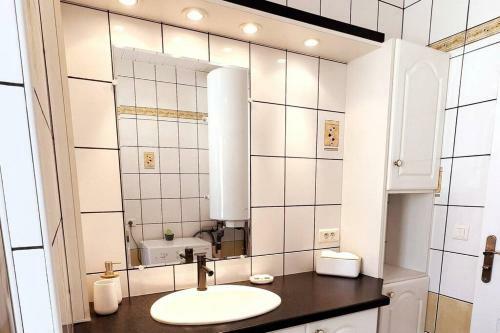 Apartamento Les Bambous Terrasse, Parking Gratuit, Centre