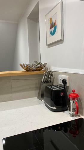 Unique Luxury Detached Apartment In Windsor That Sleeps 4