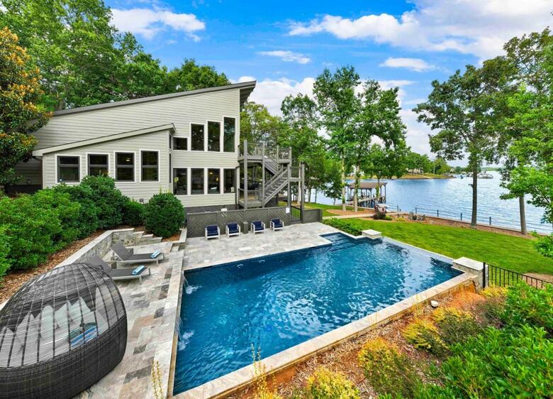 Lake Norman Getaway By Stay Lake Norman