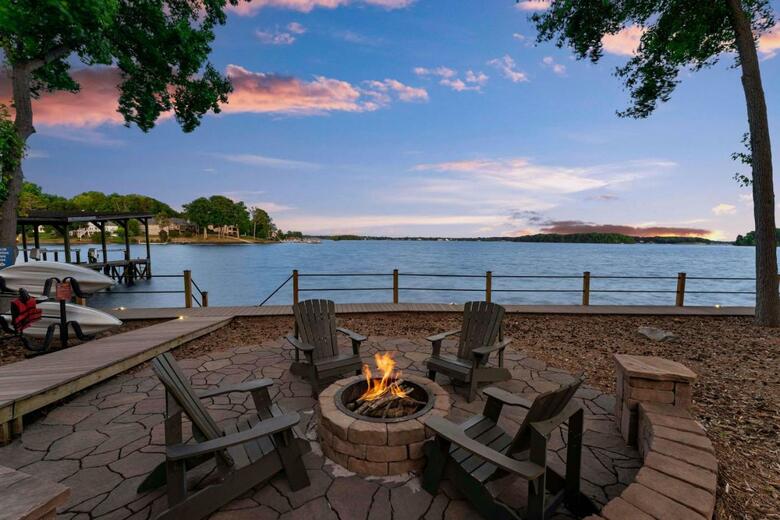 Lake Norman Getaway By Stay Lake Norman