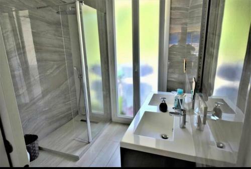 Apartamento Tr�s Beau Trois Pi�ces