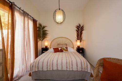 Villa de Charme Avec Piscine Chauff�e & Cigales
