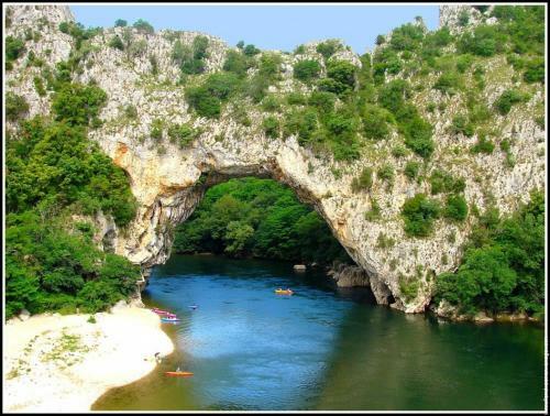 Hostal Sous Le Tilleul � Ruoms