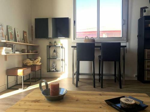 Apartamento Cadre Exceptionnel Pour Ce Charmant Studio � La D�coration Soign�e