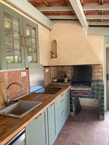 Belle Villa Proven�ale Avec Piscine Class�e 4 �toiles