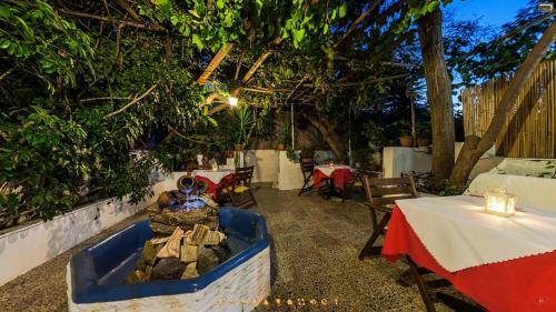 Hotel Semiramis Guesthouse