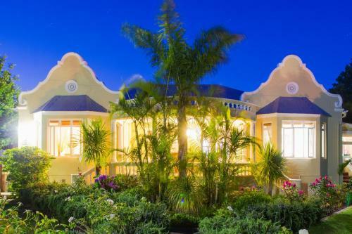 Hostal 6 On Kloof Guest House