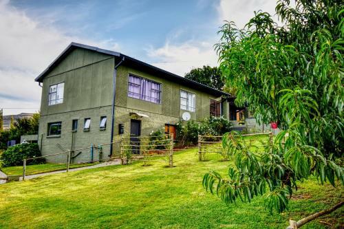 Golden View Luxury Self Catering