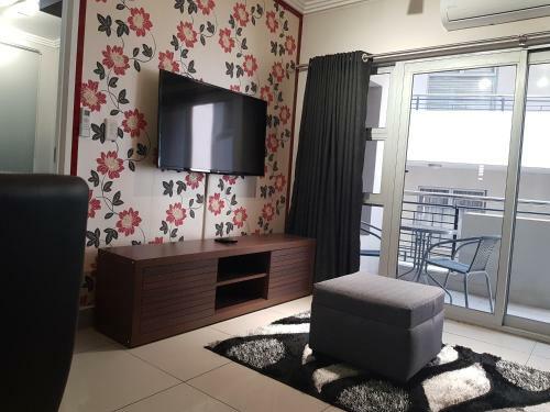 Cyro Apartments At Central Park