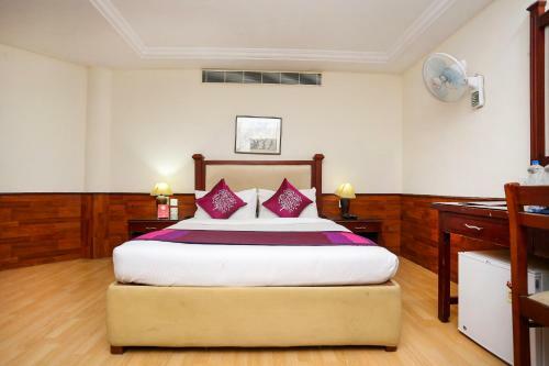 Oyo 10719 Mermaid Hotel