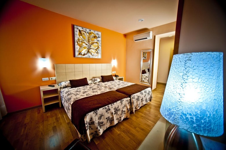 Hotel Condes De Castilla