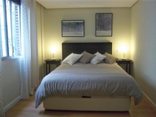 Dflat Escultor Madrid Apartments