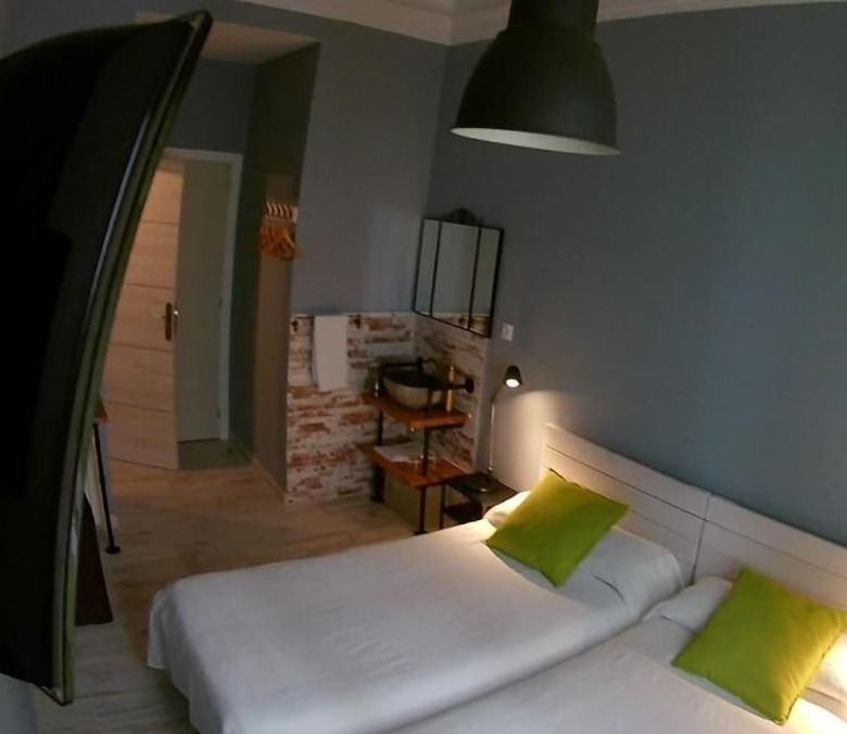 Hostal Hispalense