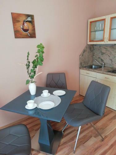 Szilvia Apartman